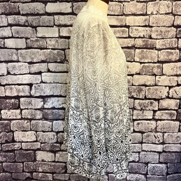 Samantha Grey NWT Sheer Blouse W/ Built In Tank Size 18 - Picture 7 of 9